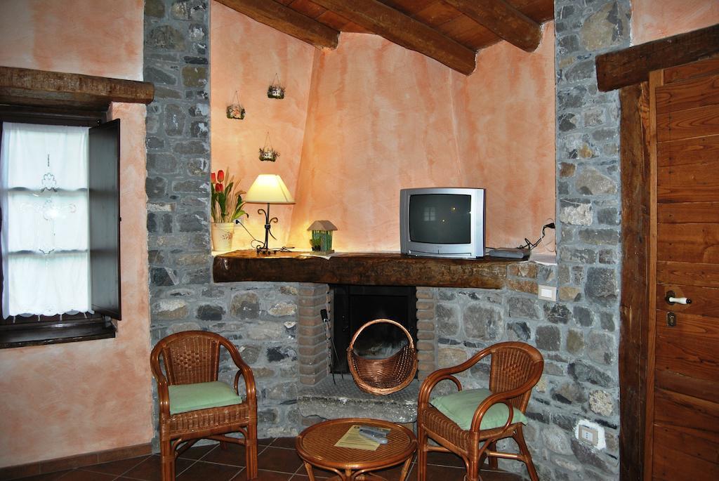 Le Macine Del Confluente Bed & Breakfast Badalucco Ngoại thất bức ảnh