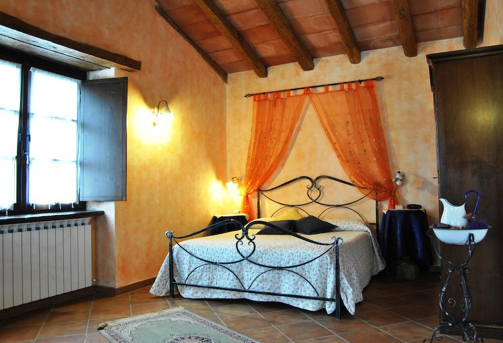 Le Macine Del Confluente Bed & Breakfast Badalucco Phòng bức ảnh
