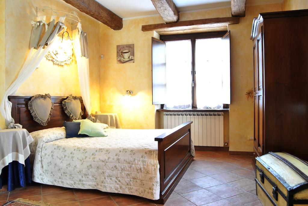 Le Macine Del Confluente Bed & Breakfast Badalucco Phòng bức ảnh