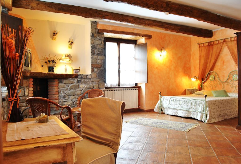 Le Macine Del Confluente Bed & Breakfast Badalucco Phòng bức ảnh