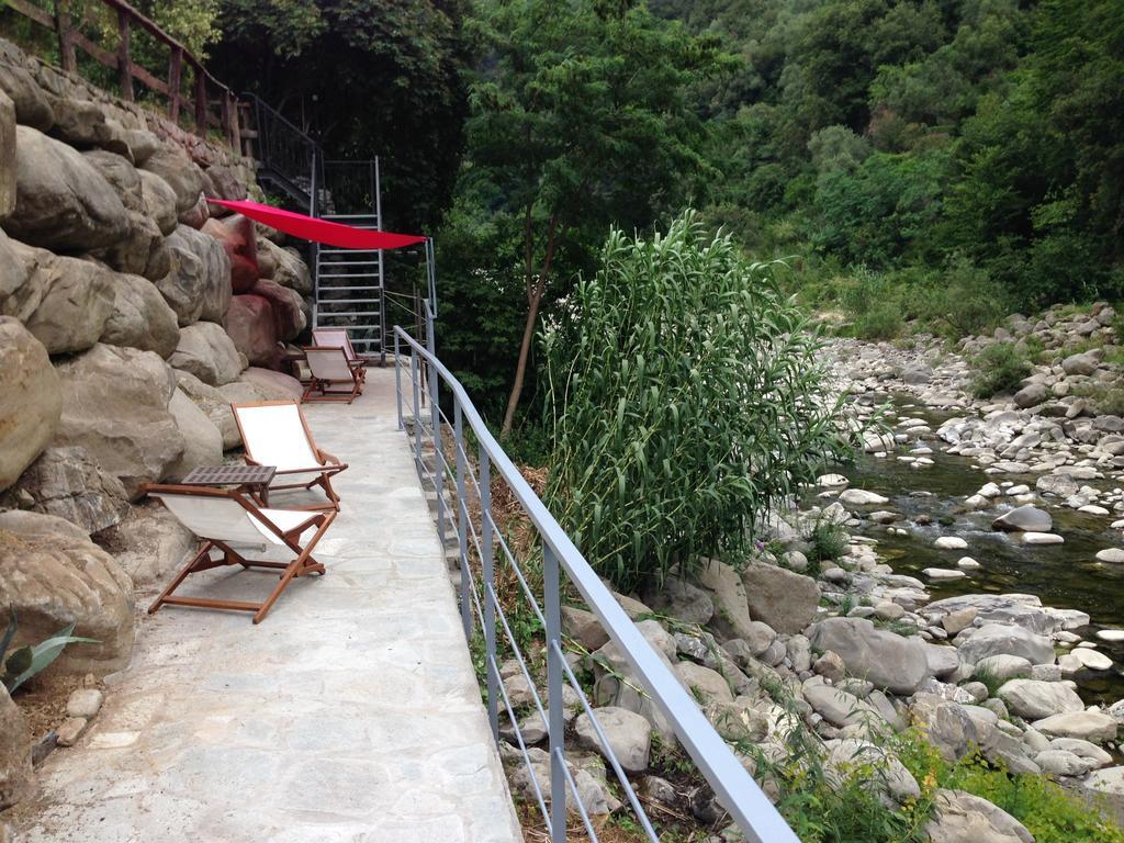 Le Macine Del Confluente Bed & Breakfast Badalucco Ngoại thất bức ảnh
